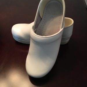 Professional White Dansko Shoes